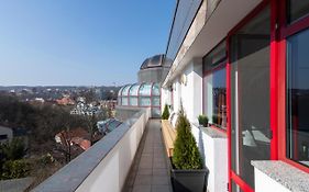 Lovely 3Bd - Rooftop - Jacuzzi&Sauna